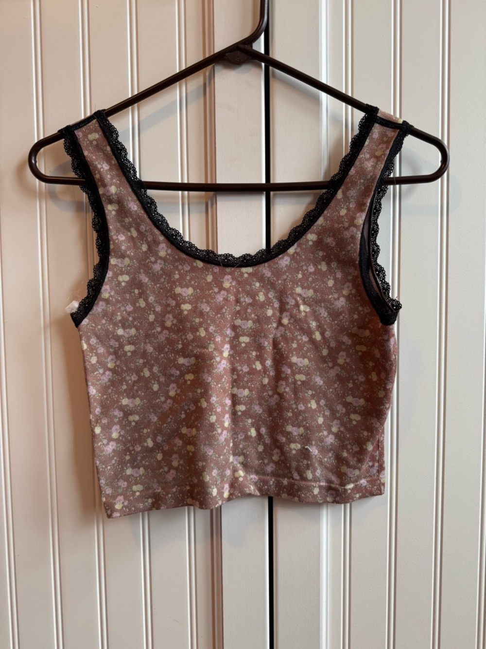 Aeropostale Flower Lace Crop Top